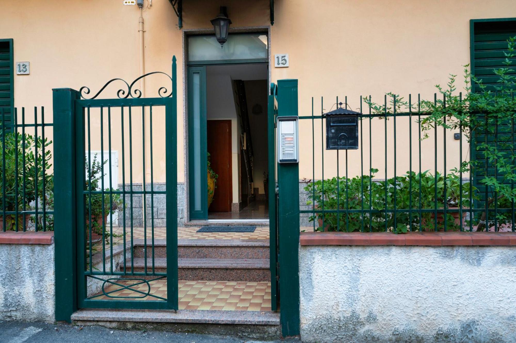 Atticus Apartment Giardini Naxos Exterior photo