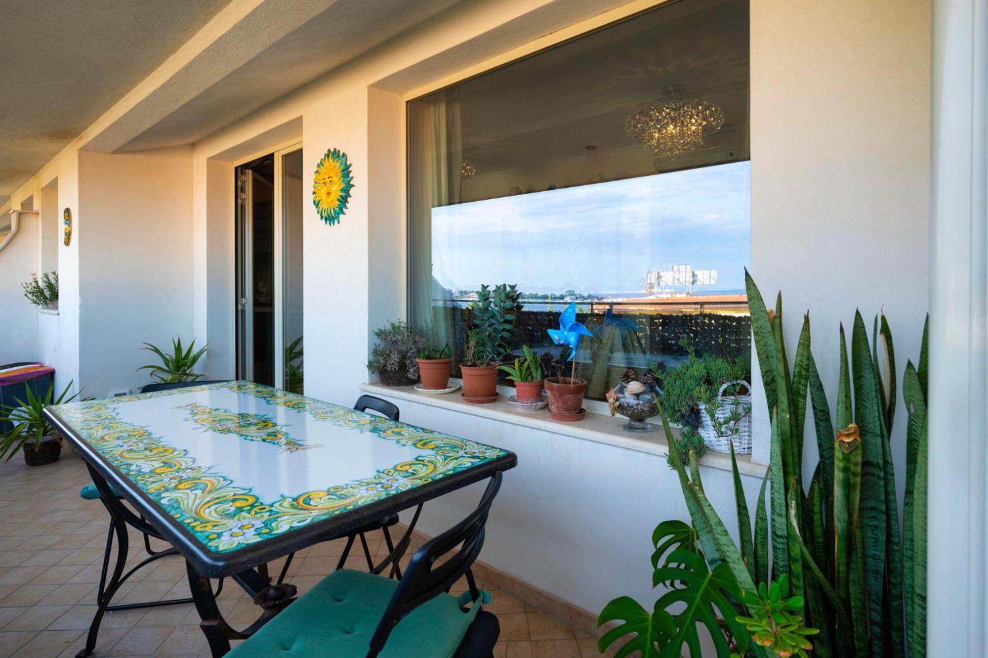 Atticus Apartment Giardini Naxos Exterior photo
