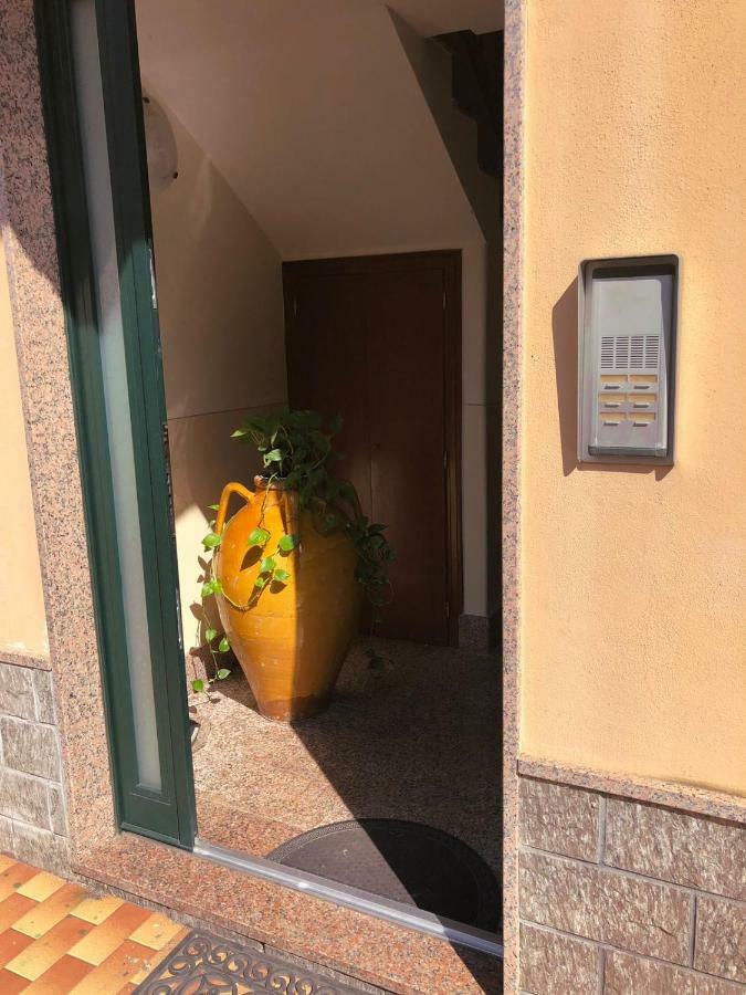 Atticus Apartment Giardini Naxos Exterior photo